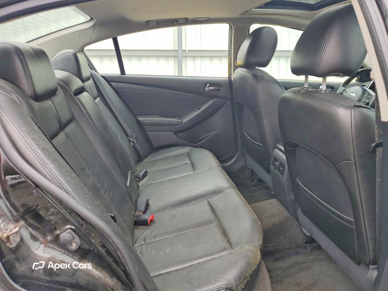 Nissan Altima 2010