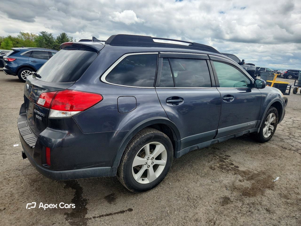 Subaru Outback 2013