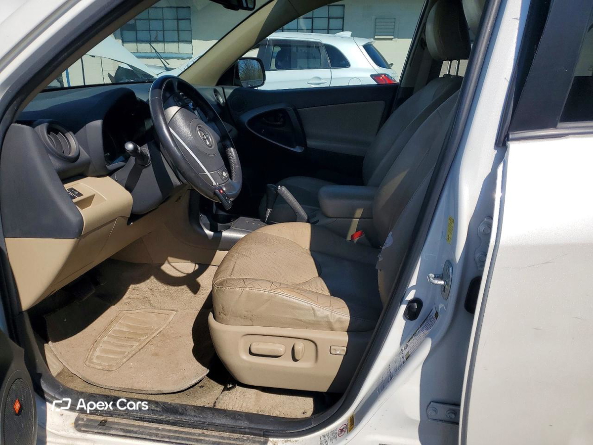 Toyota RAV 4 2010