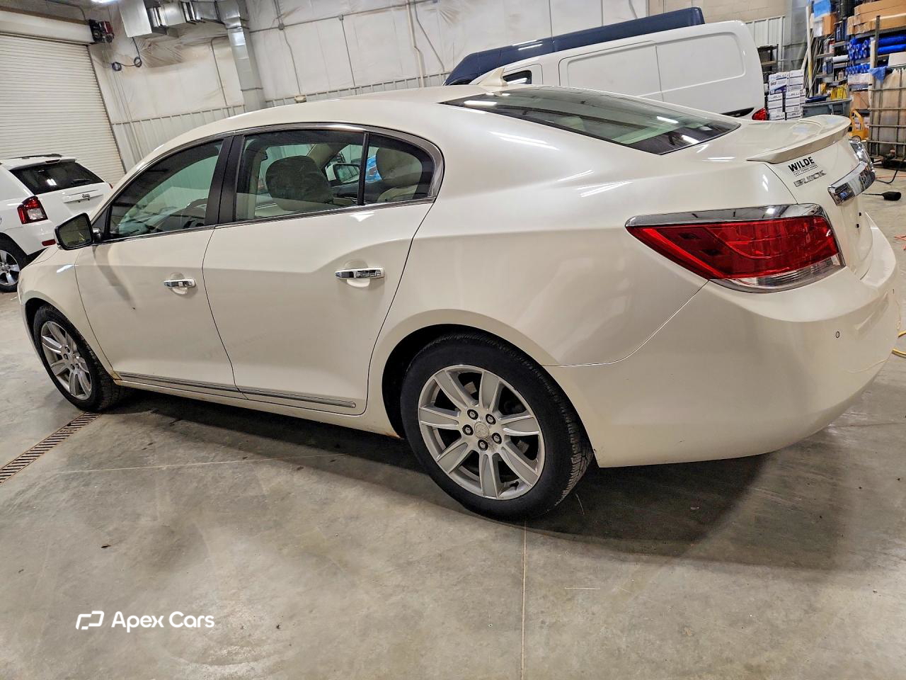 Buick LaCrosse 2011