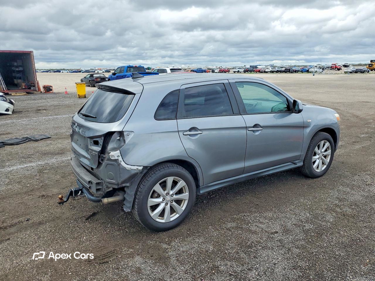 Mitsubishi Outlander 2015