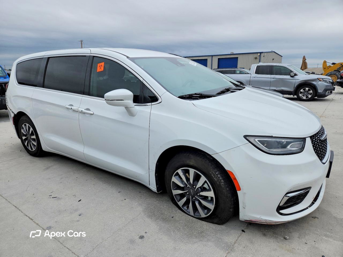 Chrysler Pacifica 2022