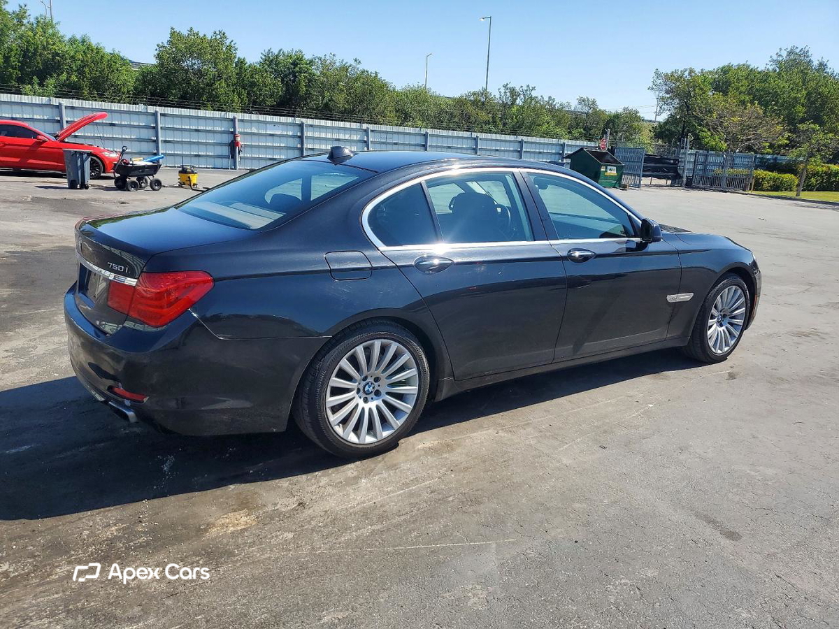 BMW Series 7 2012