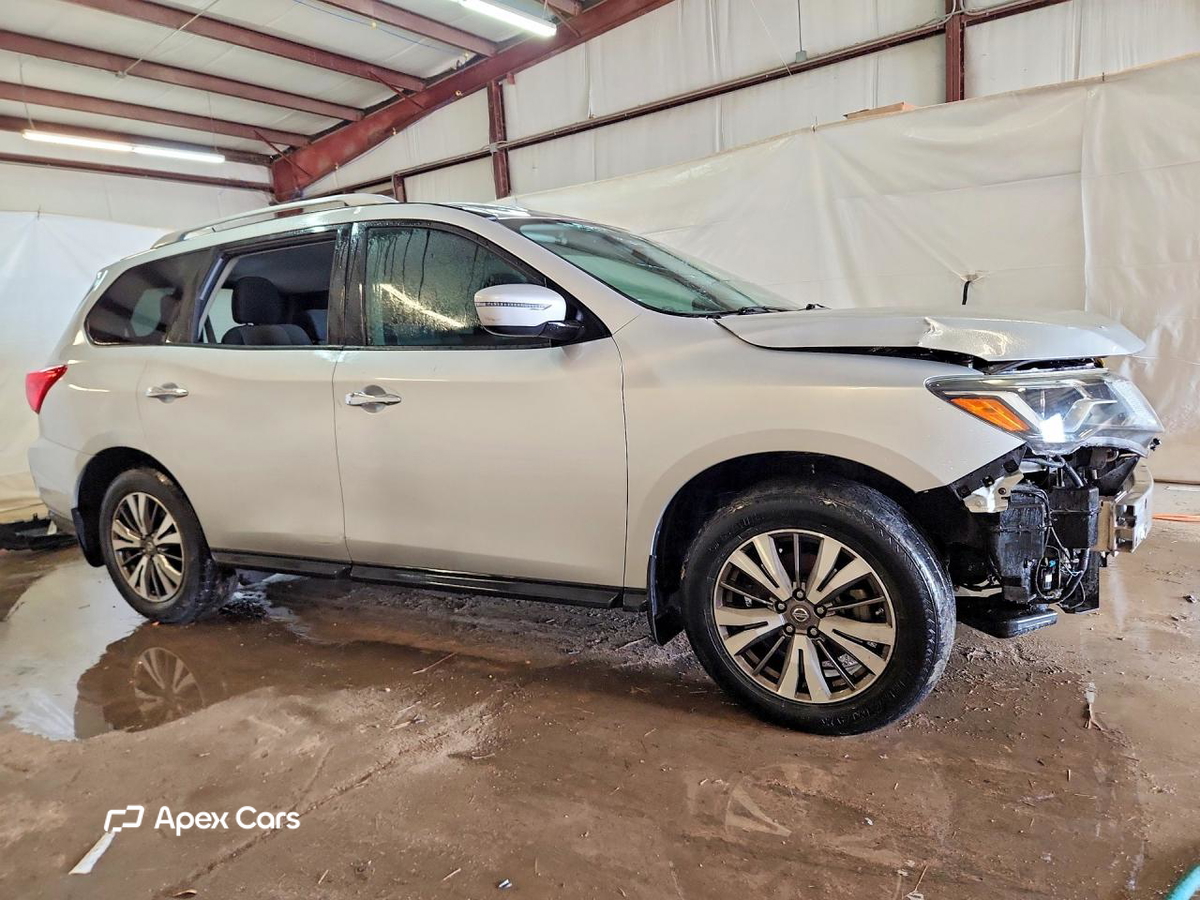 Nissan Pathfinder 2017