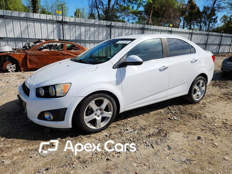 Chevrolet Sonic 2015 - Image 1 of 12