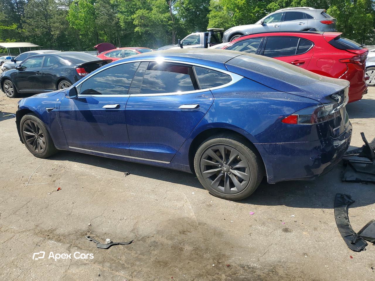 Tesla Model S 2018