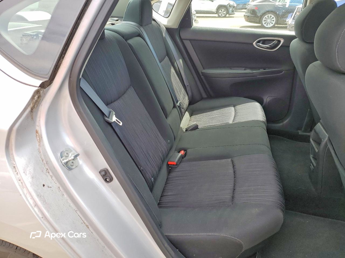 Nissan Sentra 2019