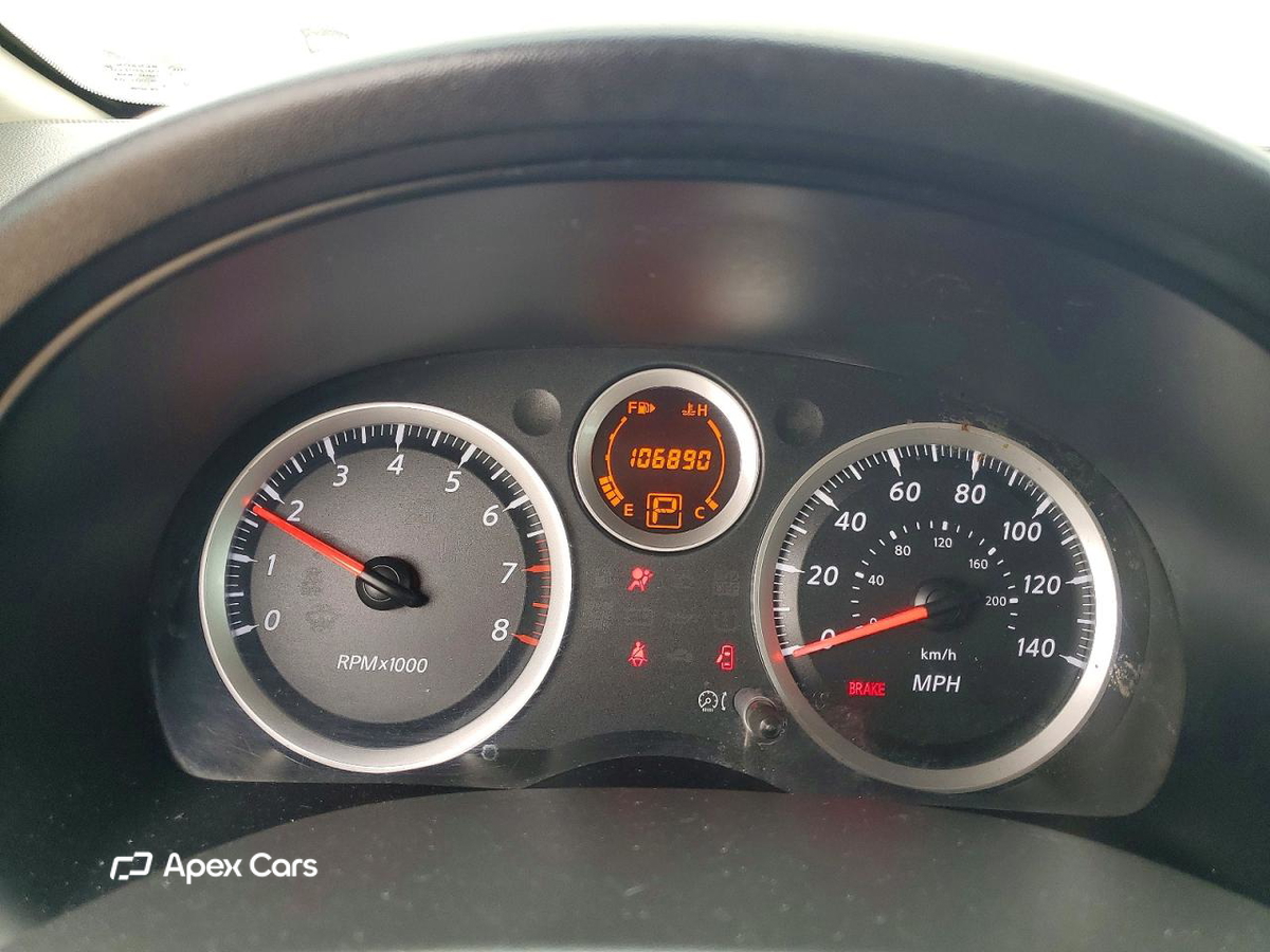 Nissan Sentra 2012