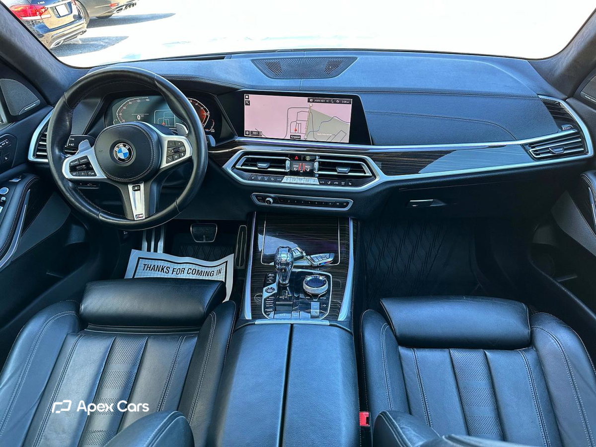 BMW X7 2021