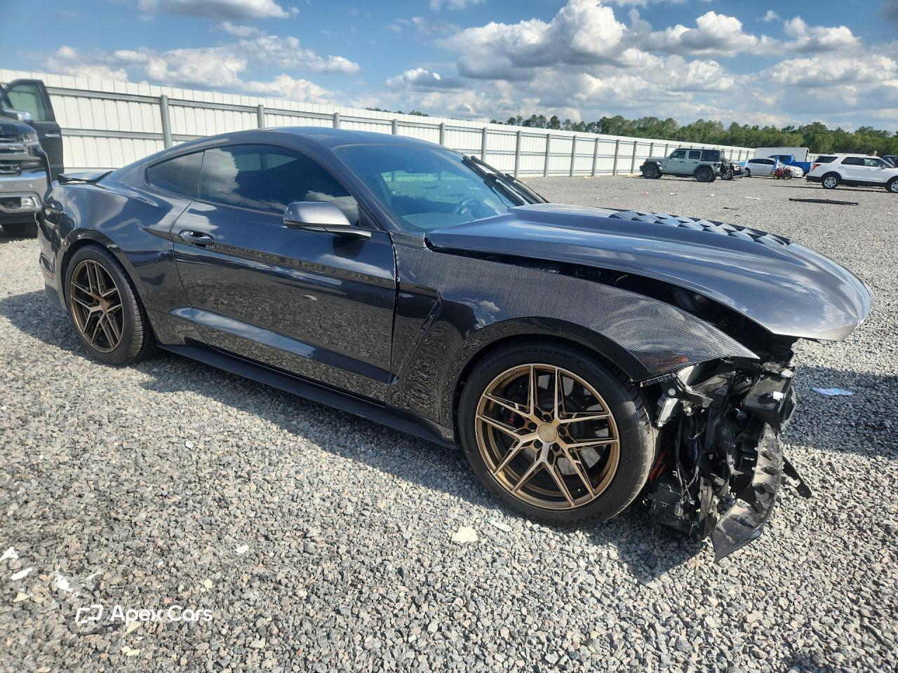 Ford Mustang 2019