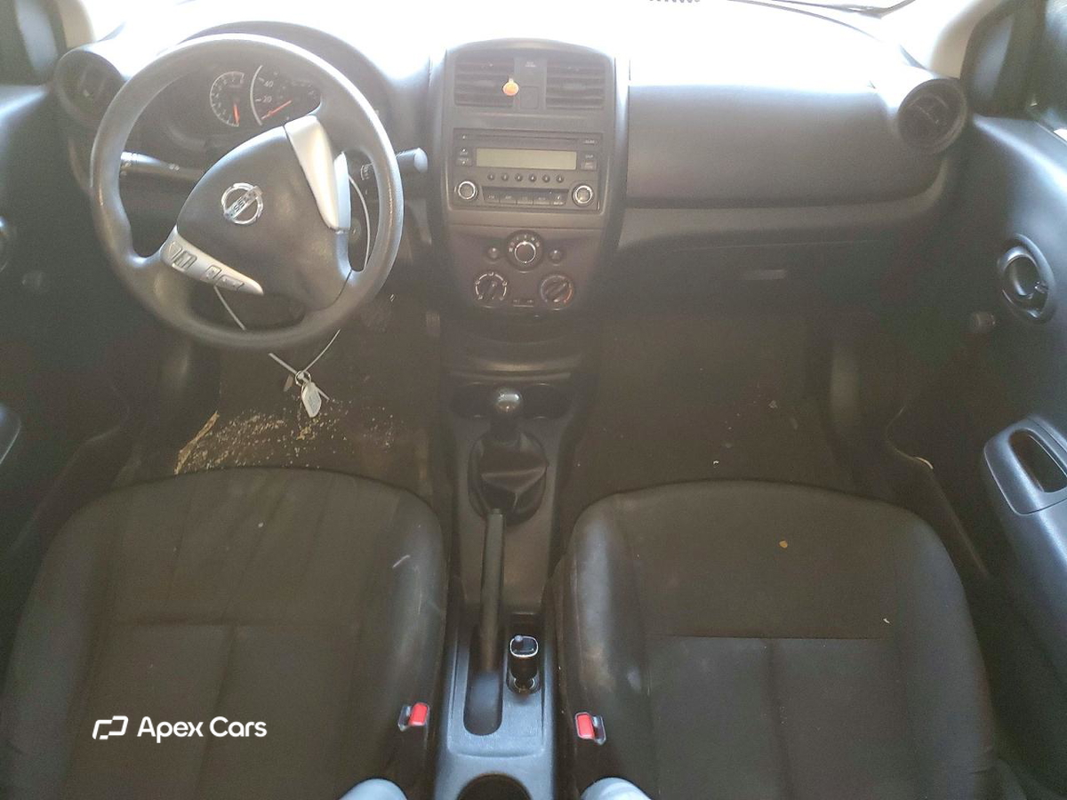 Nissan Versa 2016