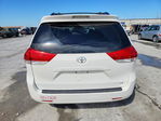 Toyota Sienna 2011