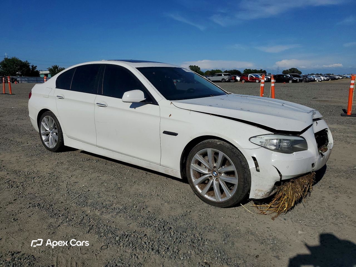 BMW Series 5 2011
