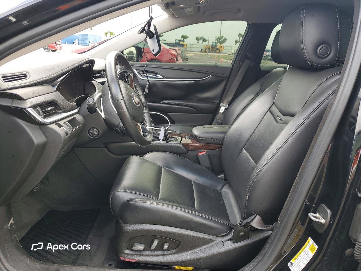 Cadillac XTS 2014