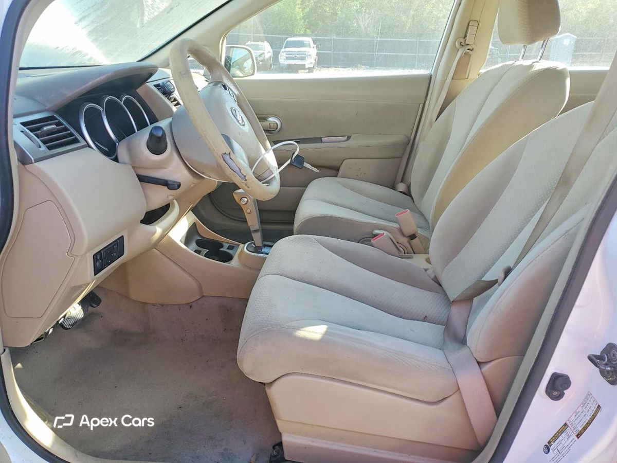 Nissan Versa 2010