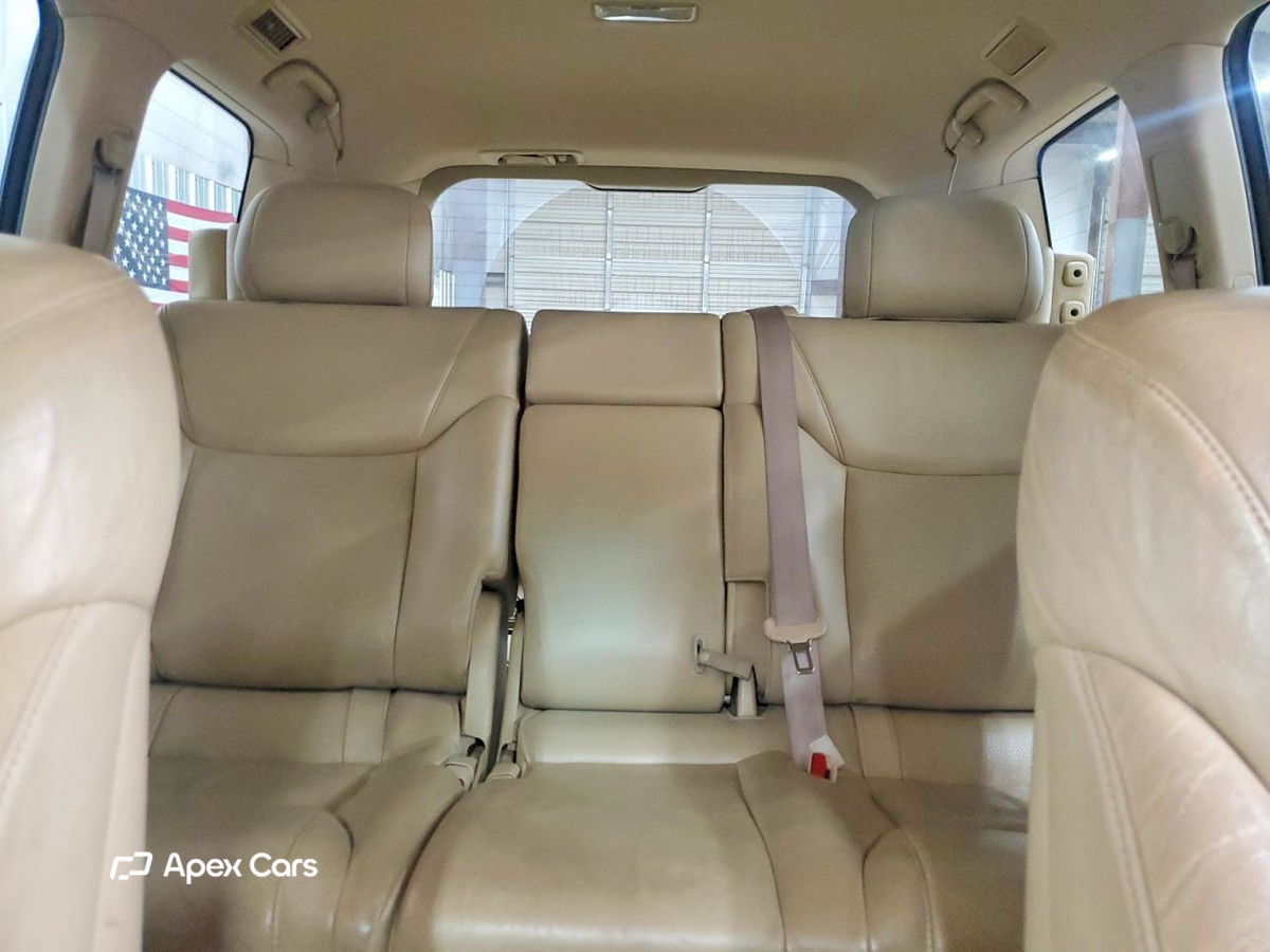 Lexus LX 2010