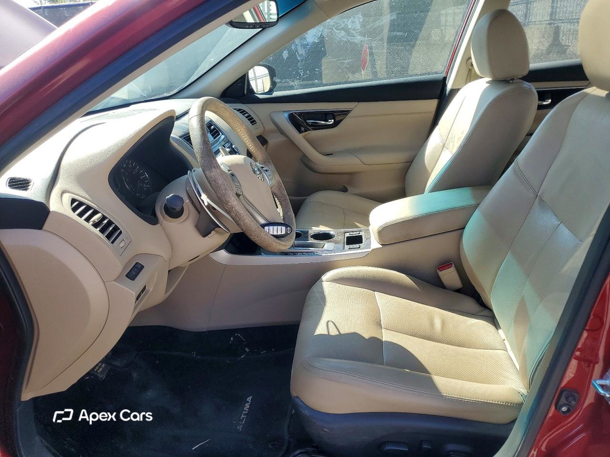 Nissan Altima 2015