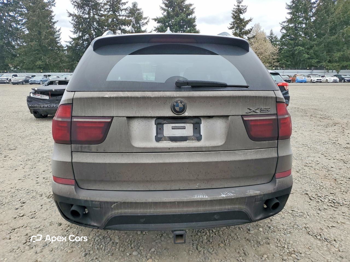 BMW X5 2011
