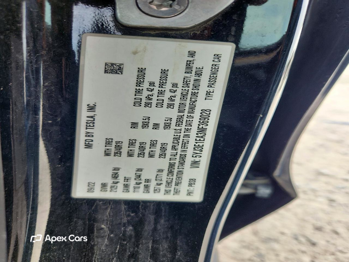 Tesla Model 3 2022