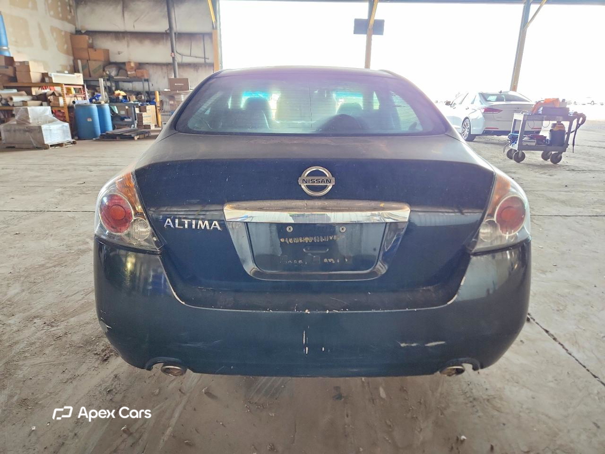 Nissan Altima 2012