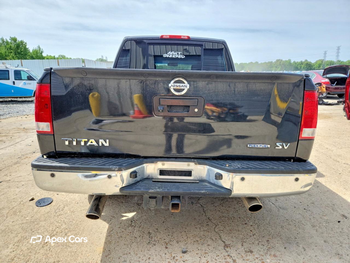 Nissan Titan 2015