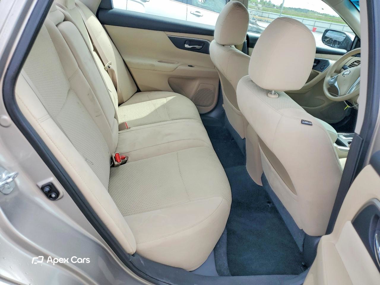 Nissan Altima 2015