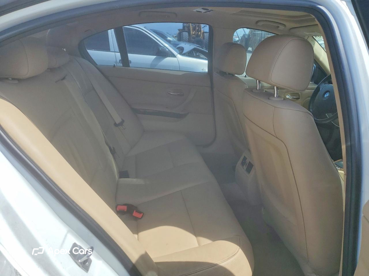BMW Series 3 2011