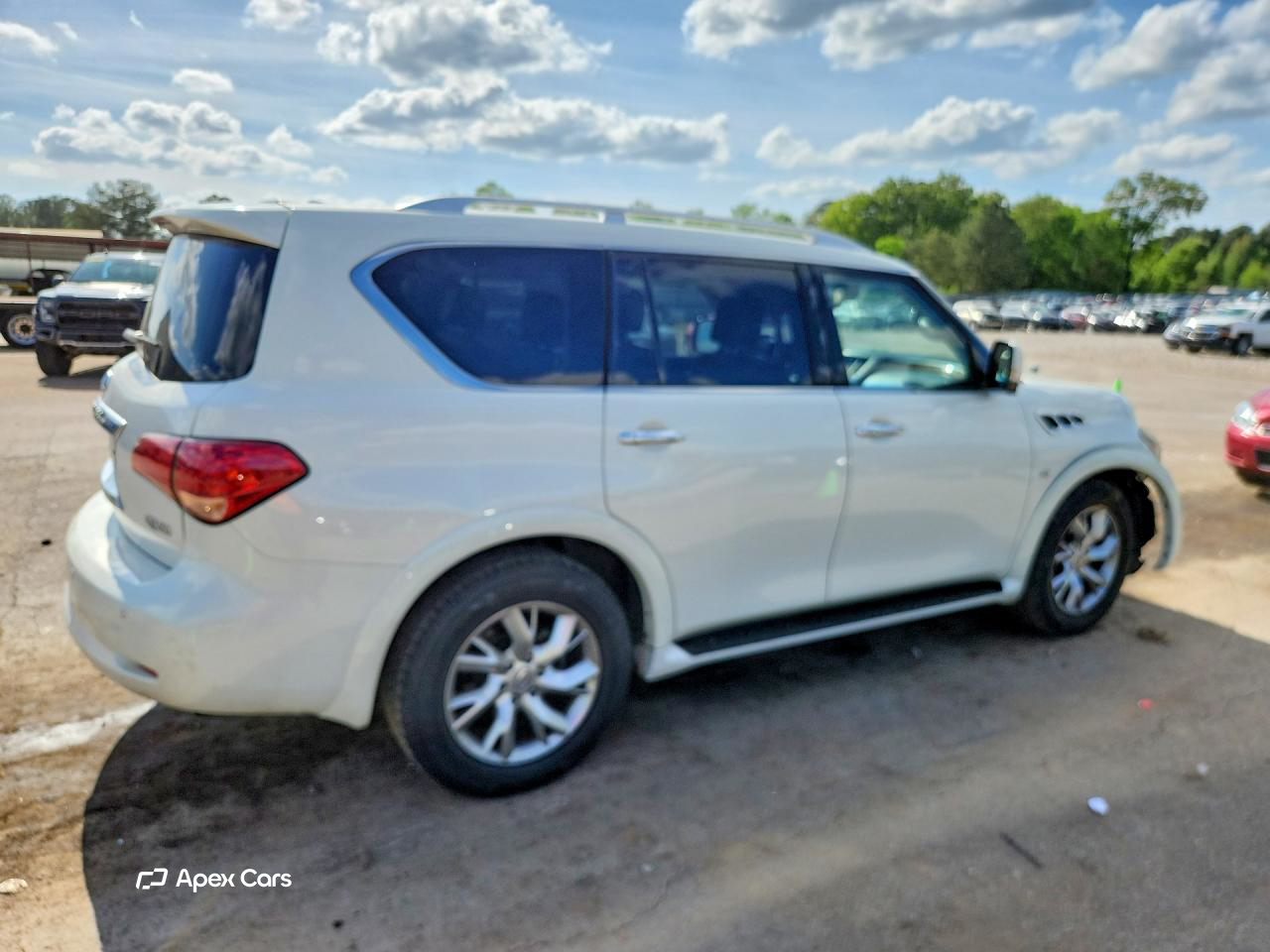Infiniti QX80 2014