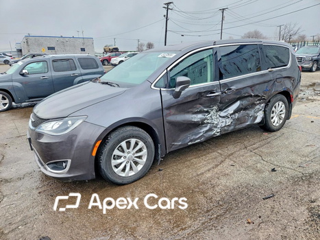 Chrysler Pacifica 2018 - Zdjęcie 1 z 15