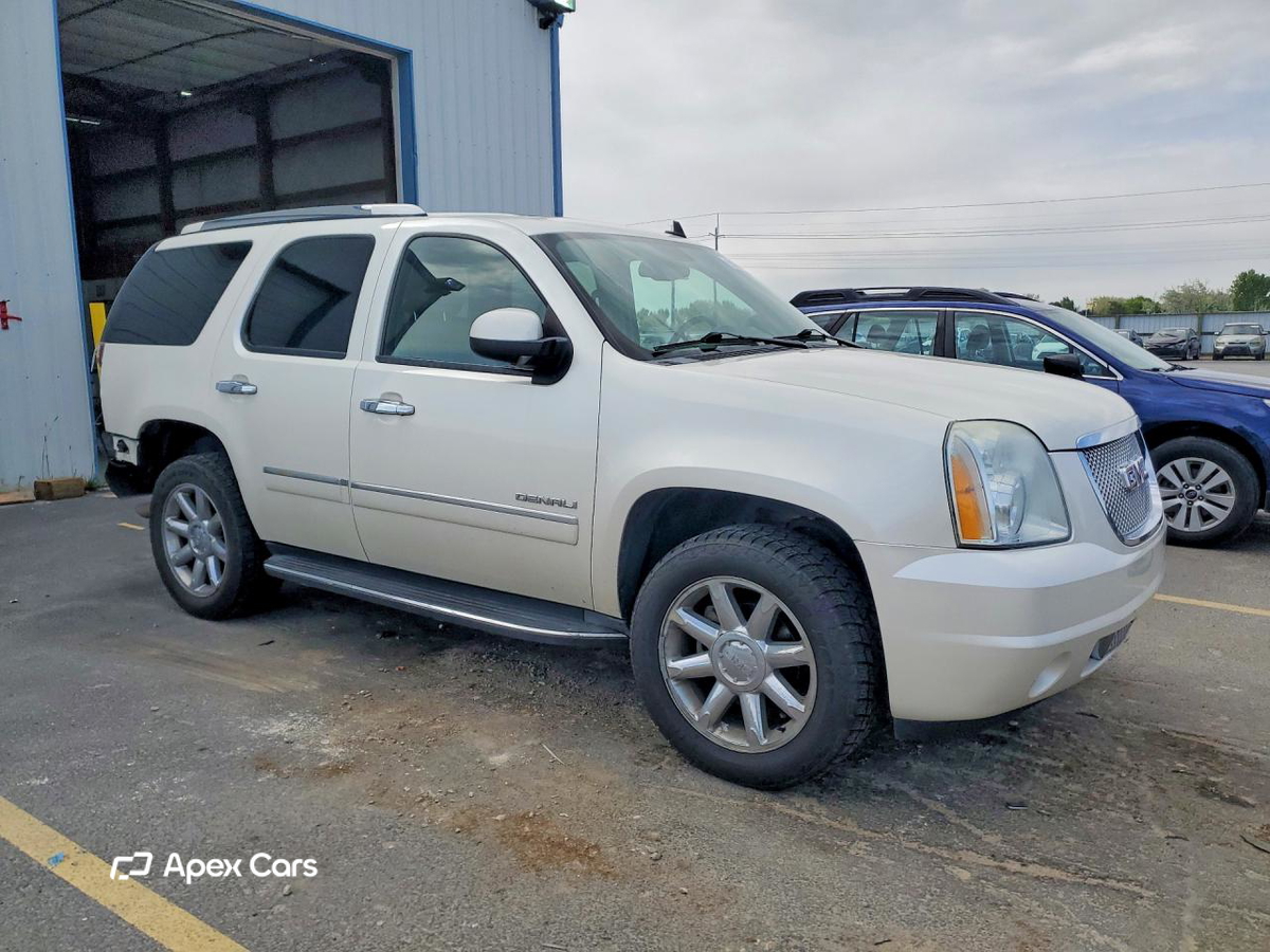 GMC Yukon 2011