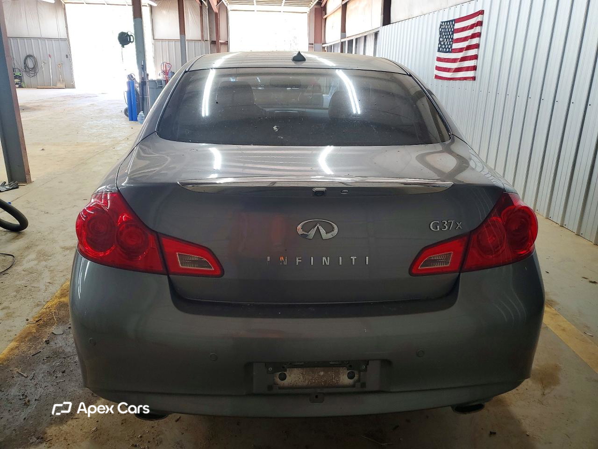 Infiniti G 2013