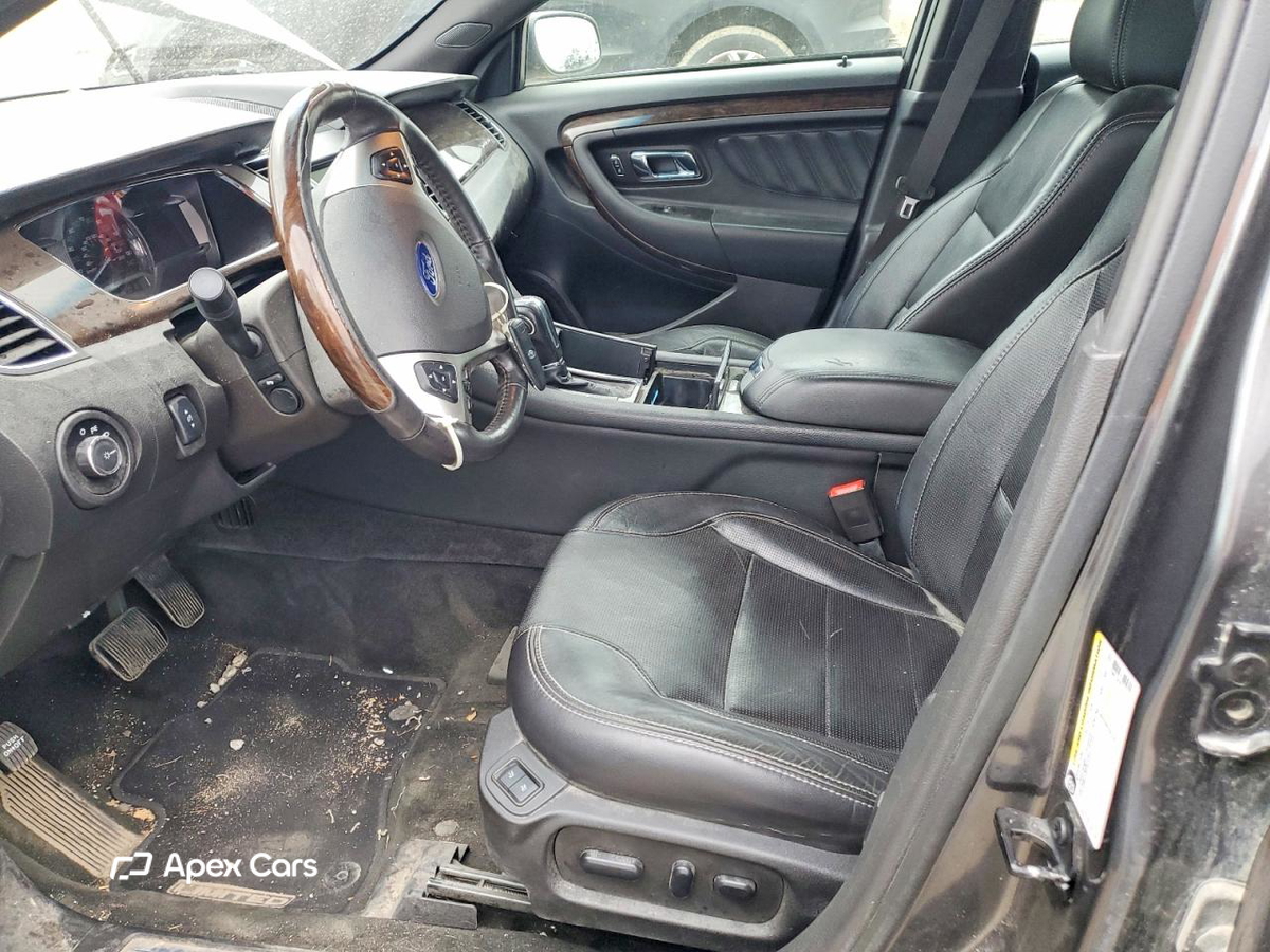 Ford Taurus 2015
