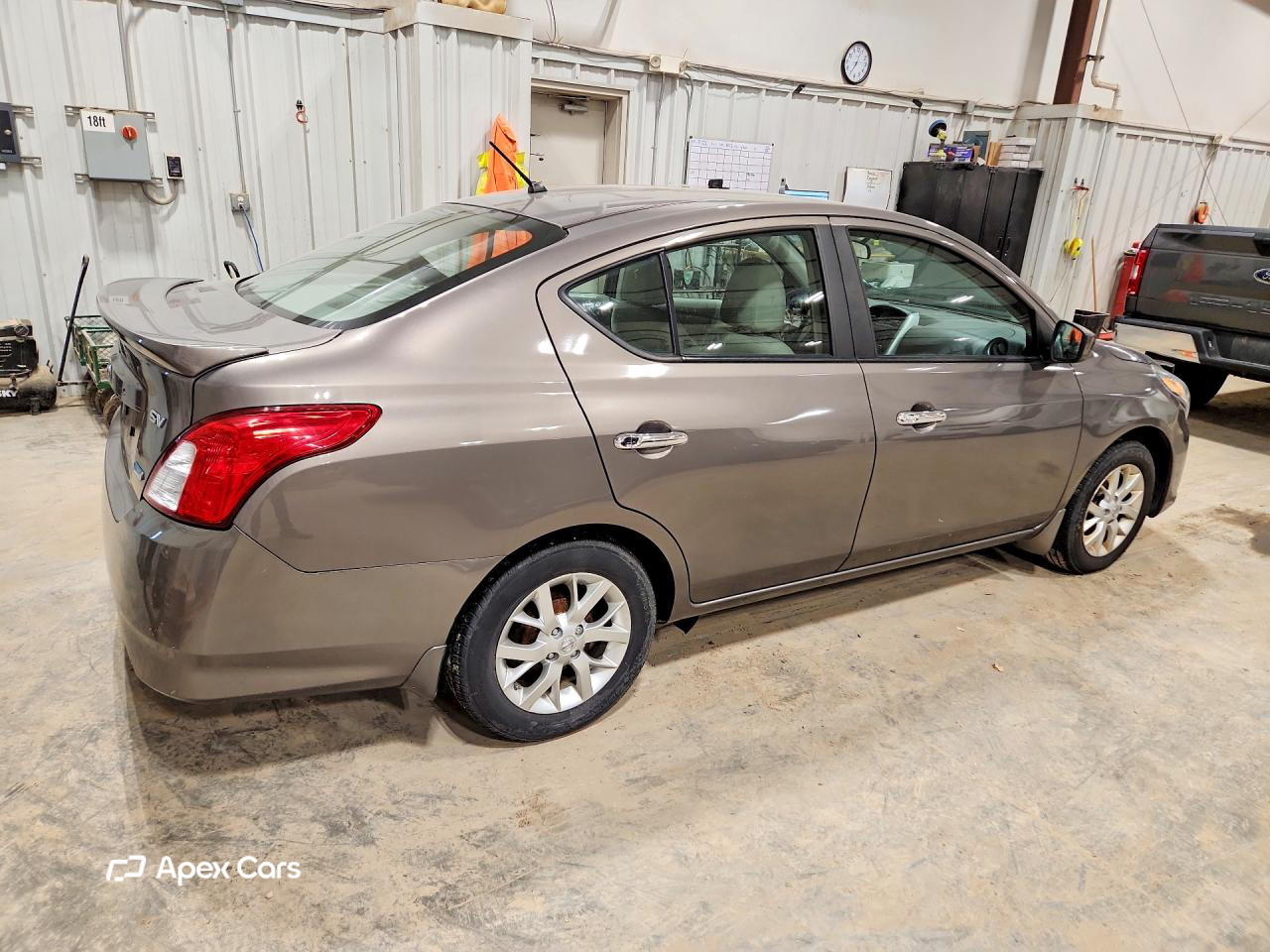 Nissan Versa 2015