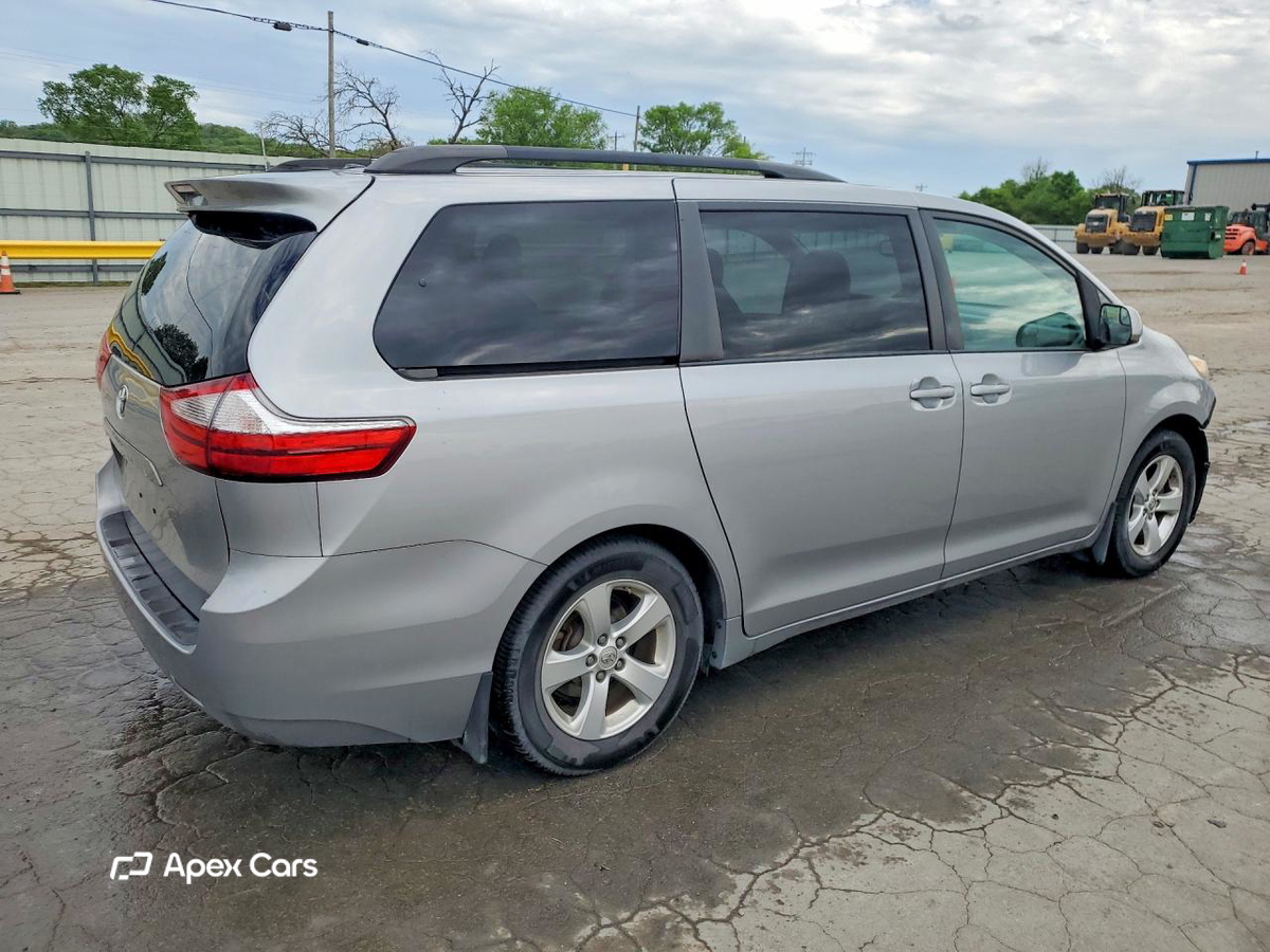 Toyota Sienna 2017