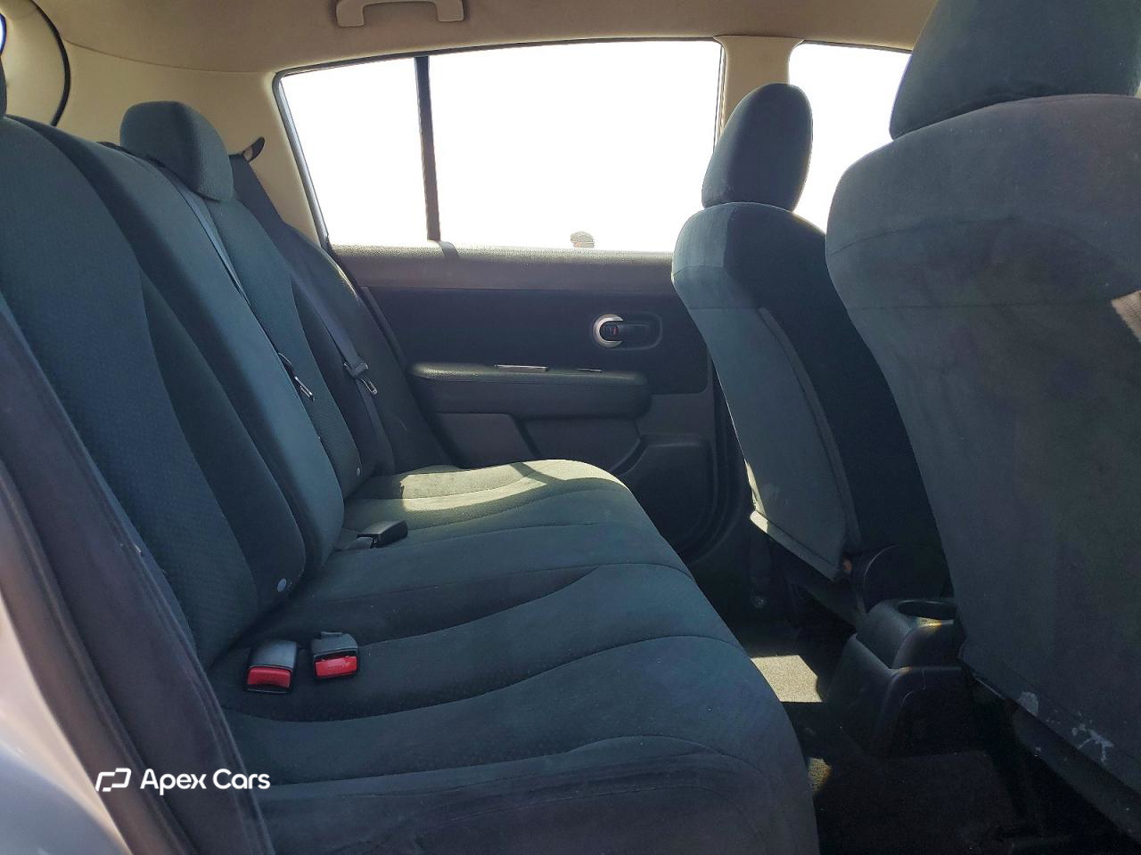 Nissan Versa 2010