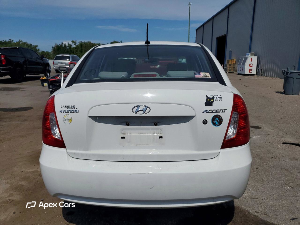 Hyundai Accent 2010