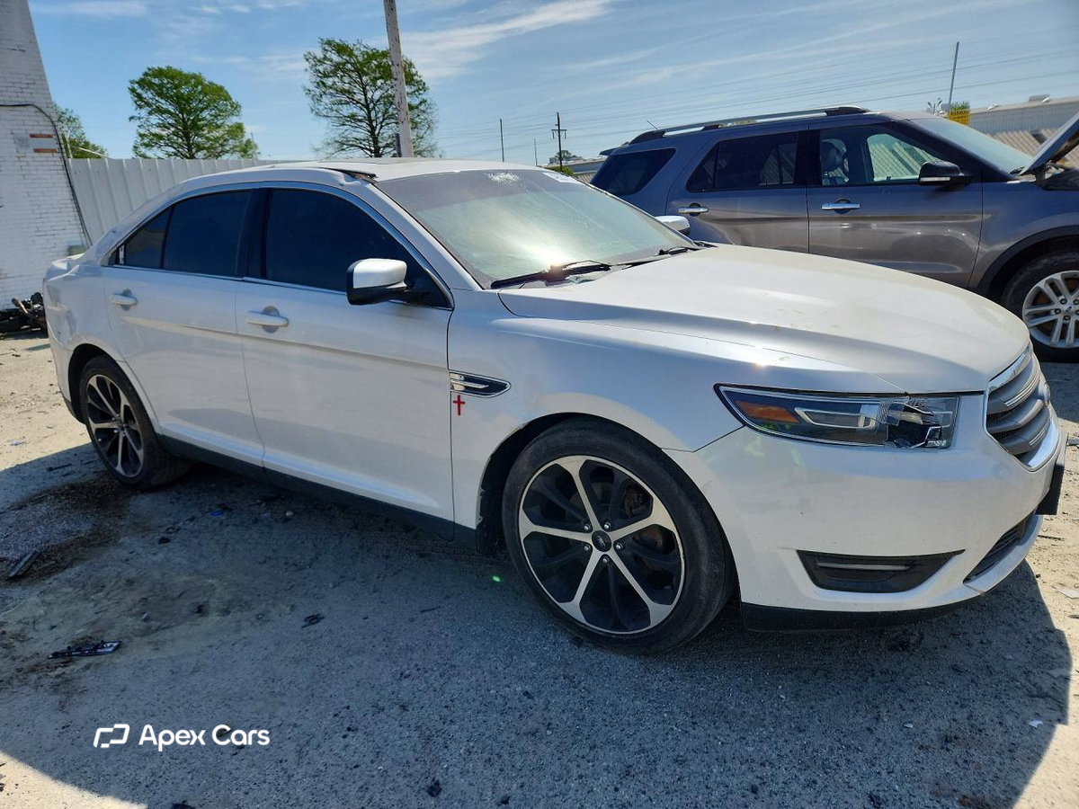 Ford Taurus 2016