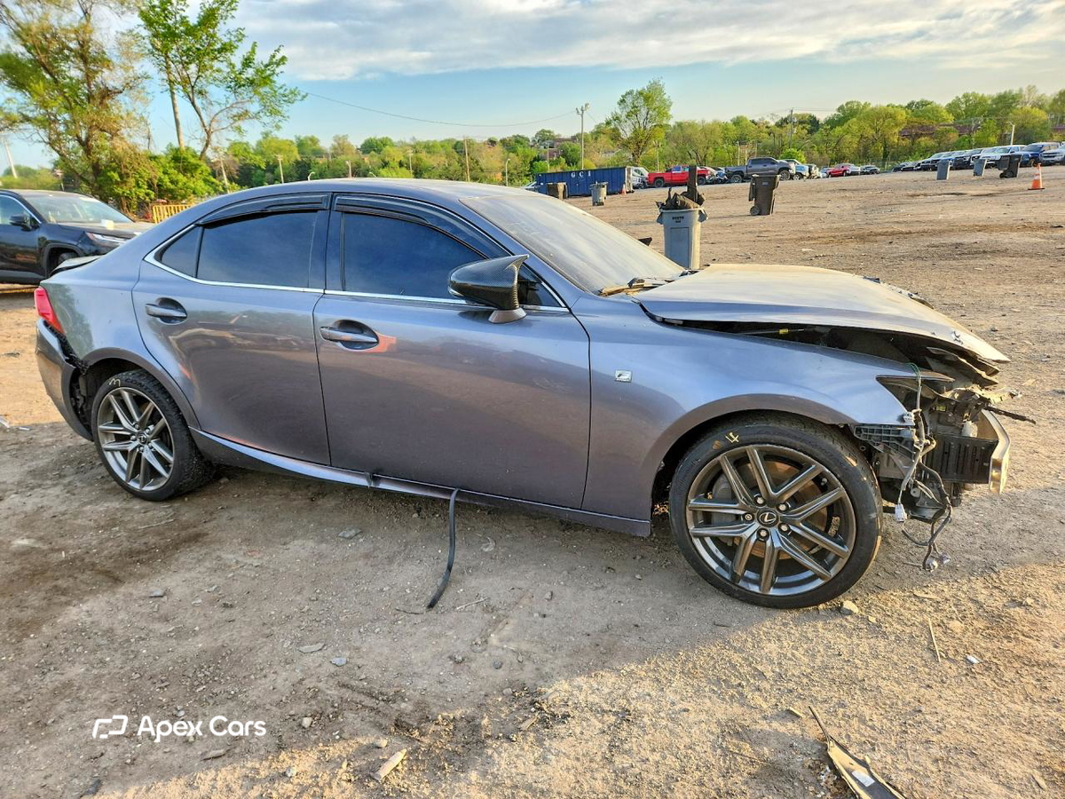 Lexus IS 2014
