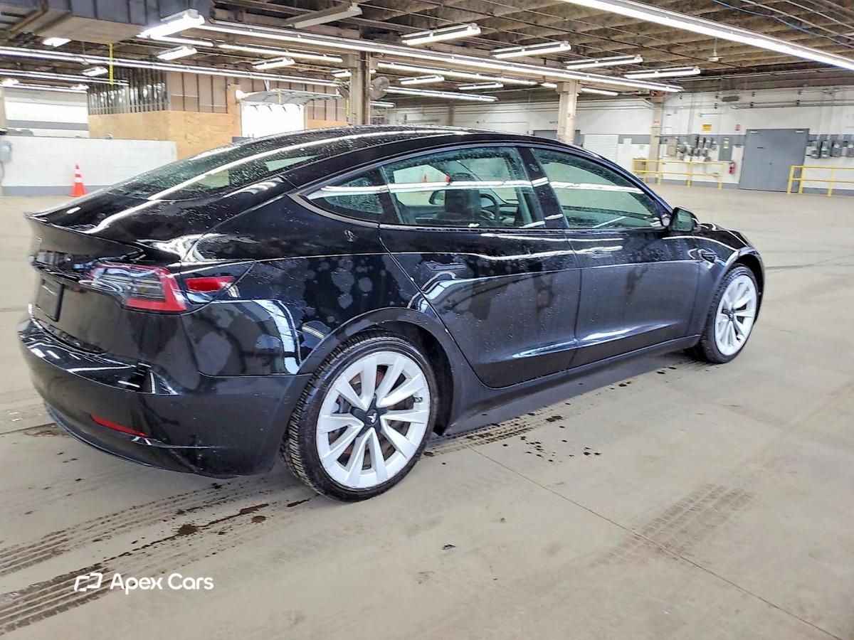 Tesla Model 3 2022