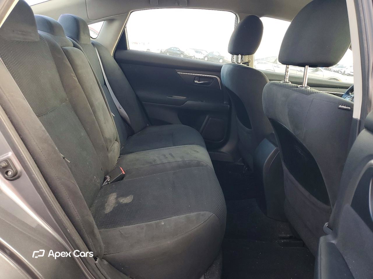 Nissan Altima 2015