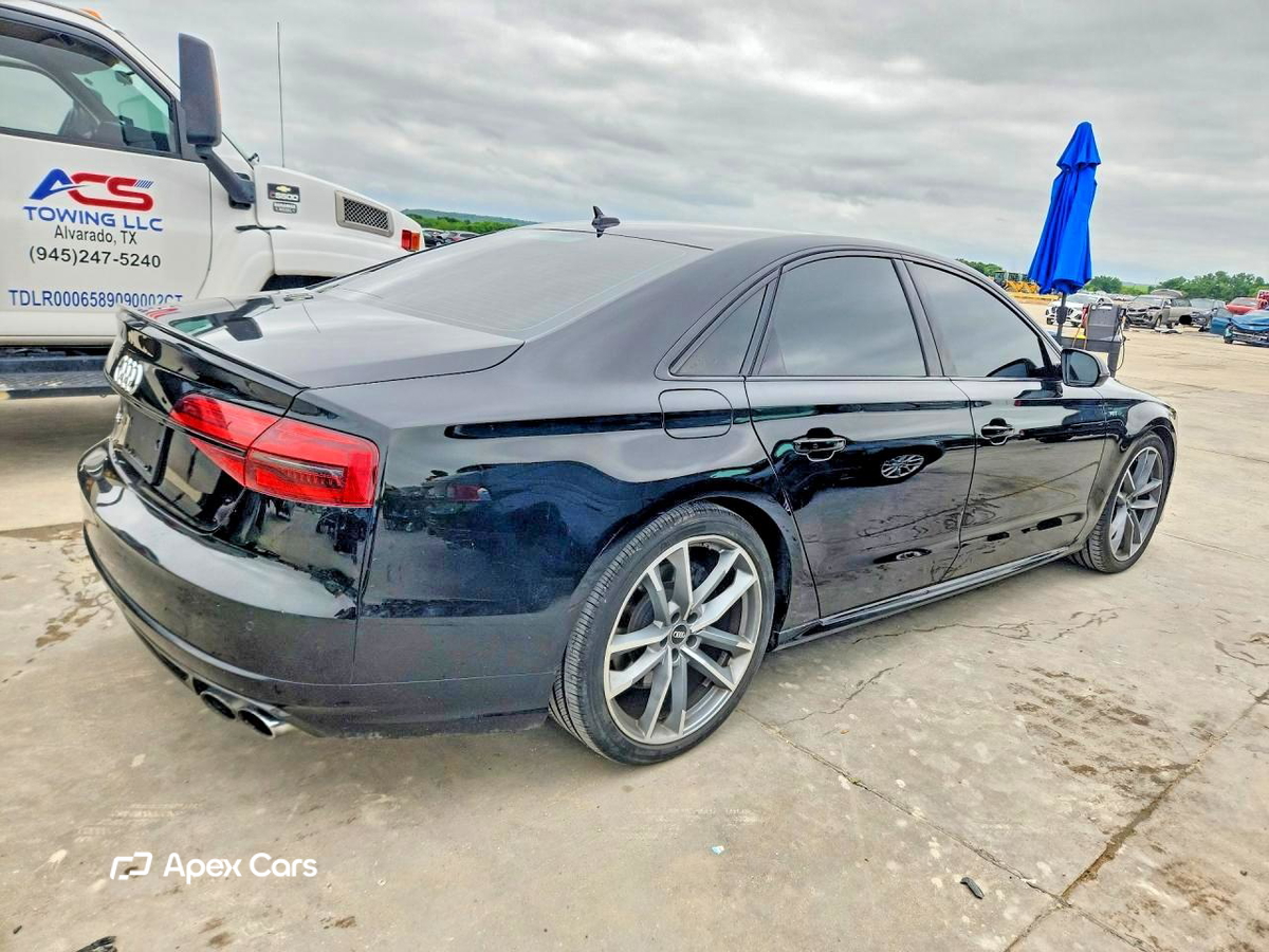 Audi S8 2016