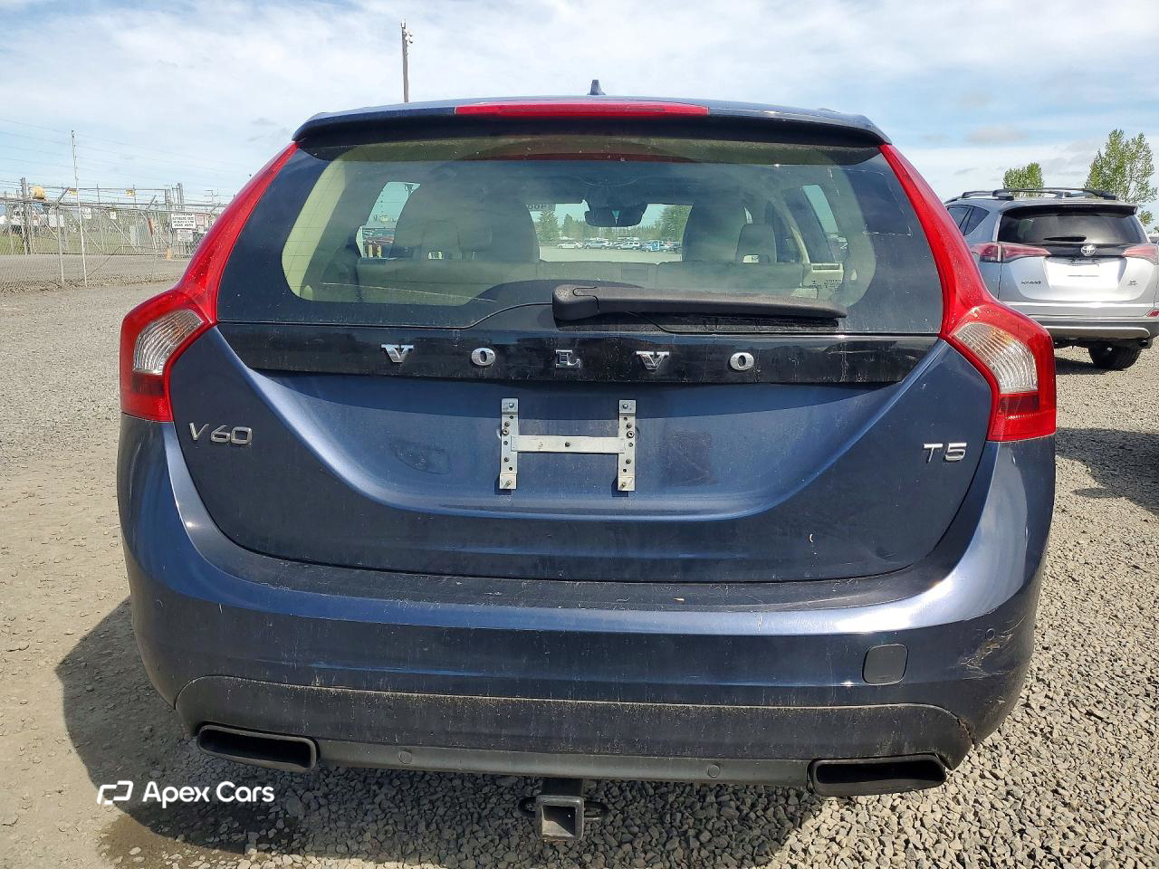 Volvo V60 2015