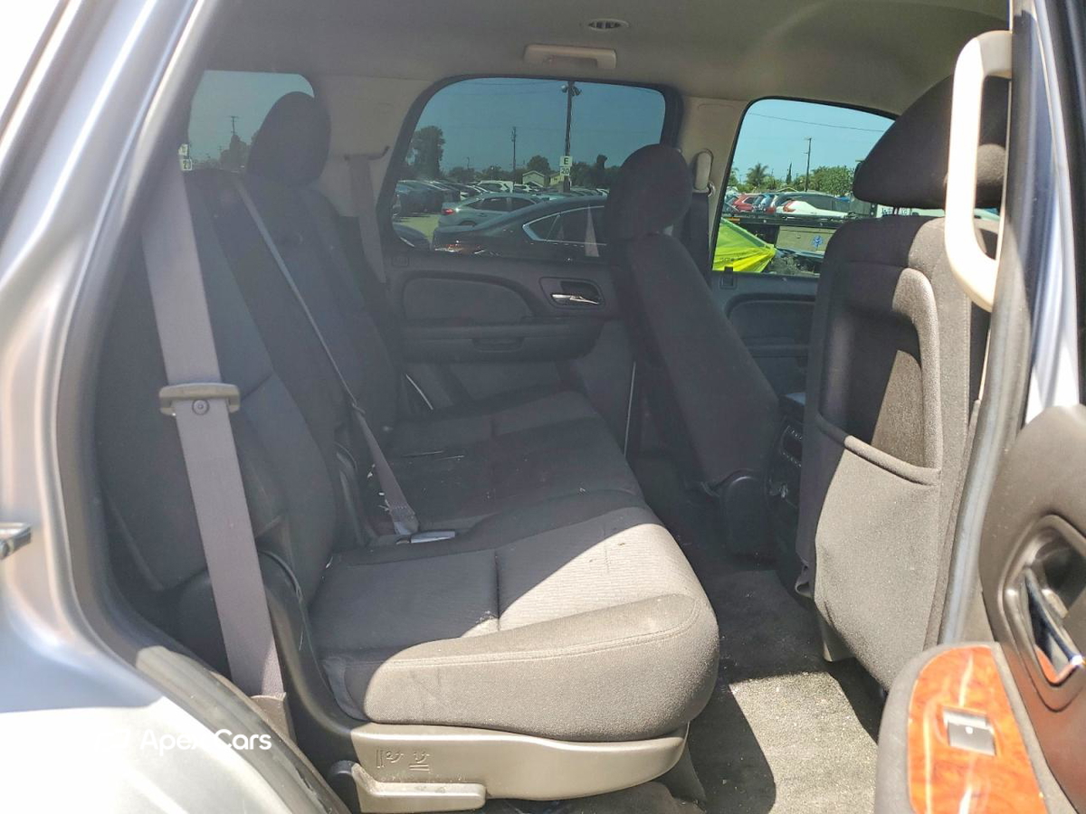Chevrolet Tahoe 2012