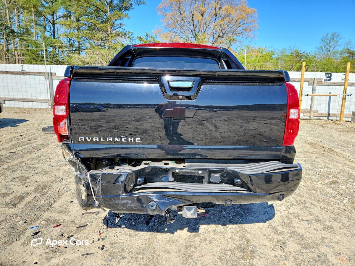 Chevrolet Avalanche 2013