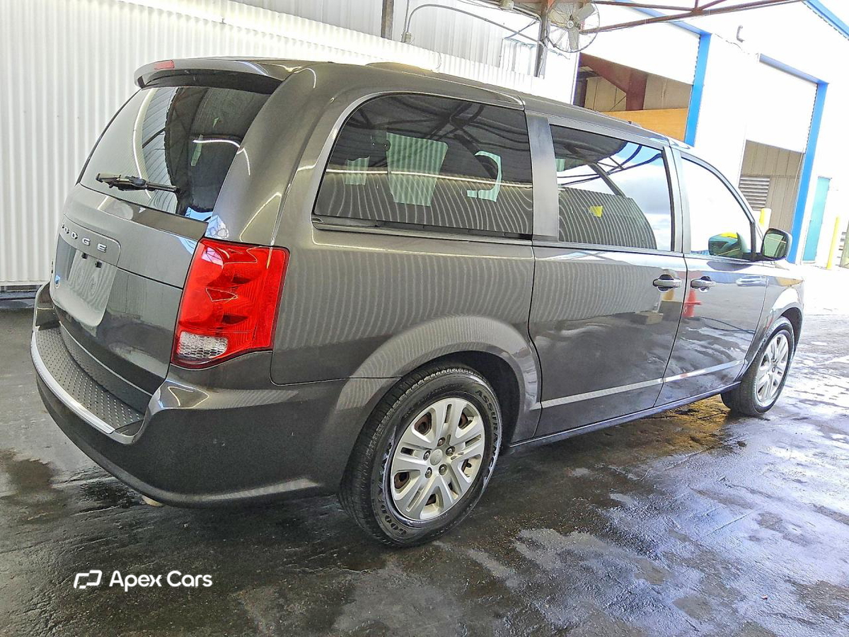 Dodge Caravan 2018