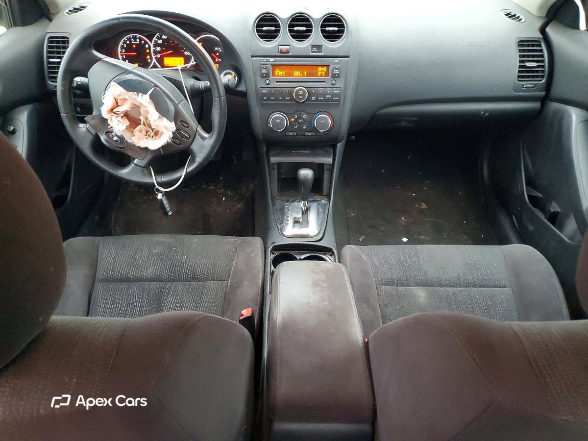 Nissan Altima 2011