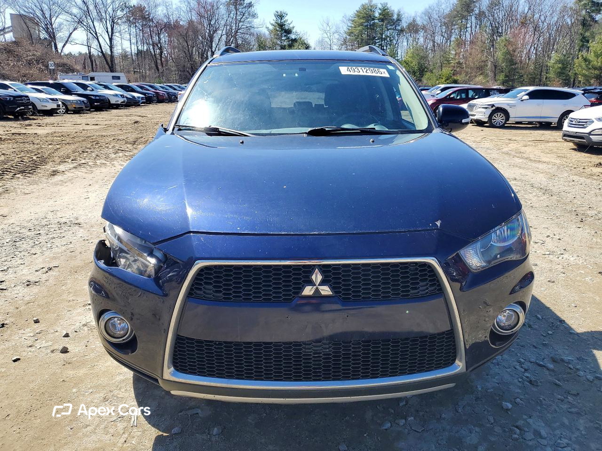 Mitsubishi Outlander 2013