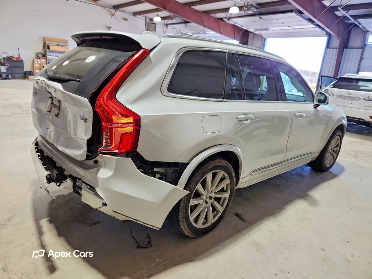 Volvo XC90 2016