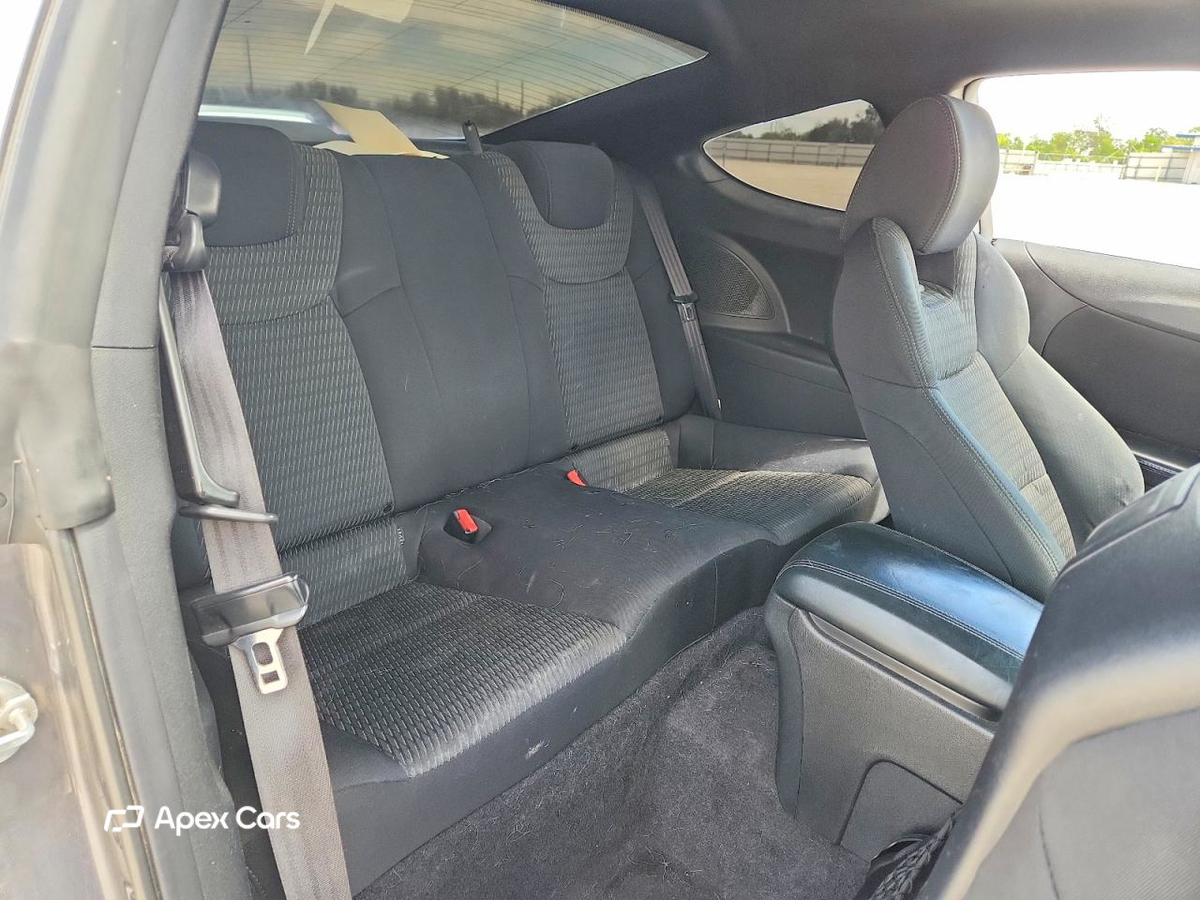 Hyundai Genesis 2015