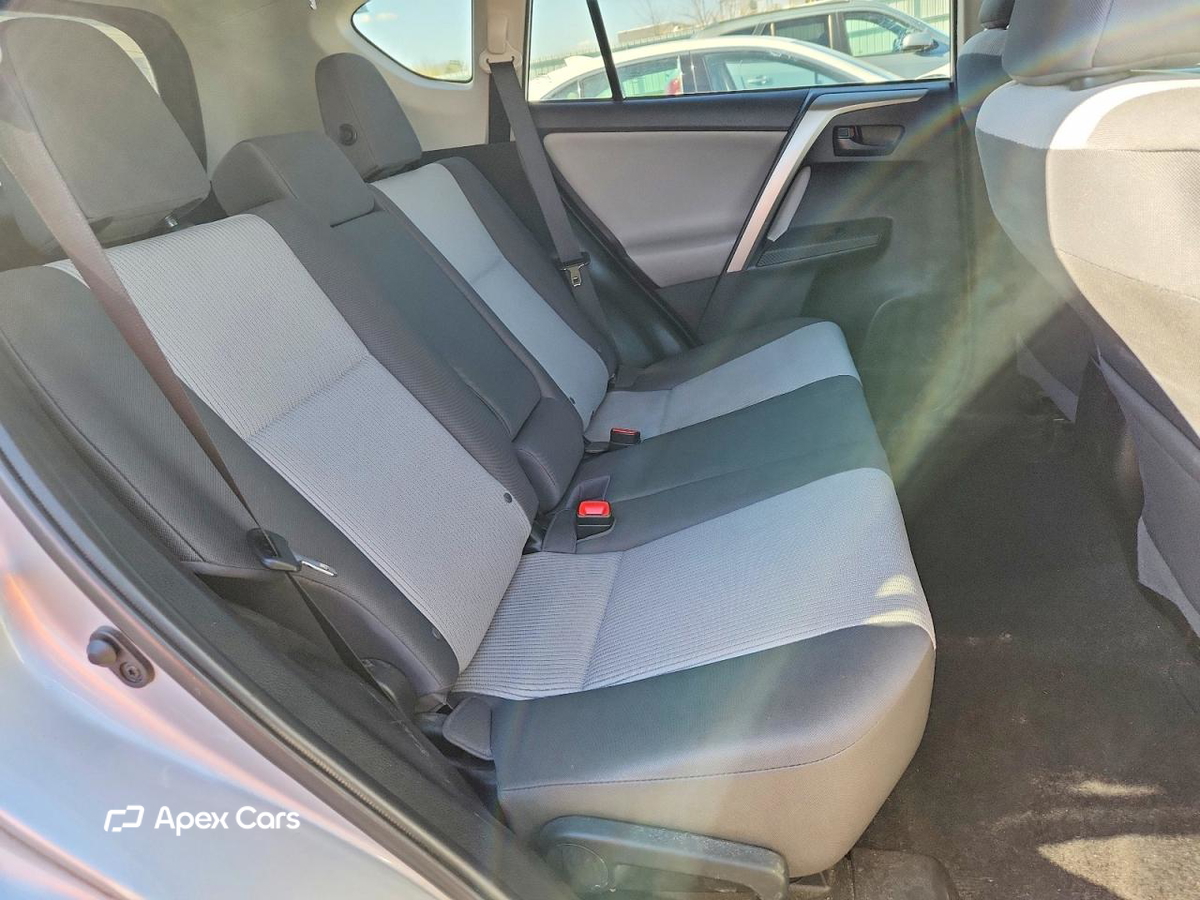 Toyota RAV 4 2015